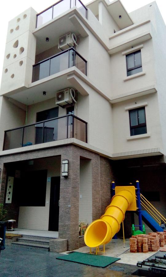 充電樁 羅東木村電梯民宿luodong Tree Bnb 雲朵朵二館 近週三清溝 免費洗衣機 烘衣機 星巴克咖啡豆 國旅卡特約店 Eksteriør bilde